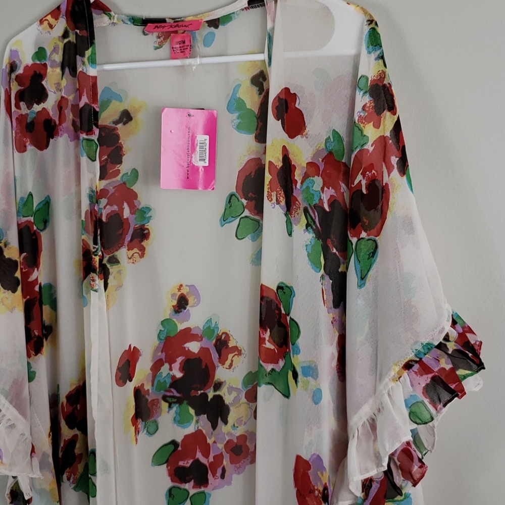 NWT Betsey Johnson OSFM White Floral Sheer Kimono - Picture 4 of 9